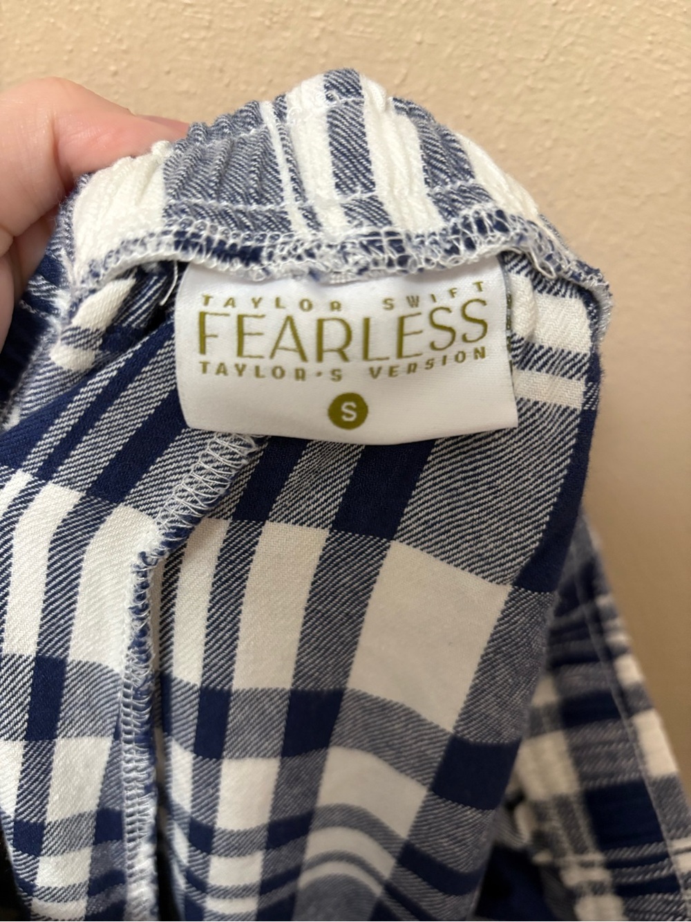 Taylor Swift Fearless Taylor’s Version Plaid Pajama Pants Blue White Size Small - Picture 11 of 12